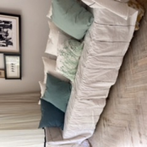 Pack 4 almohadones 1 selva verdes y 3 color 